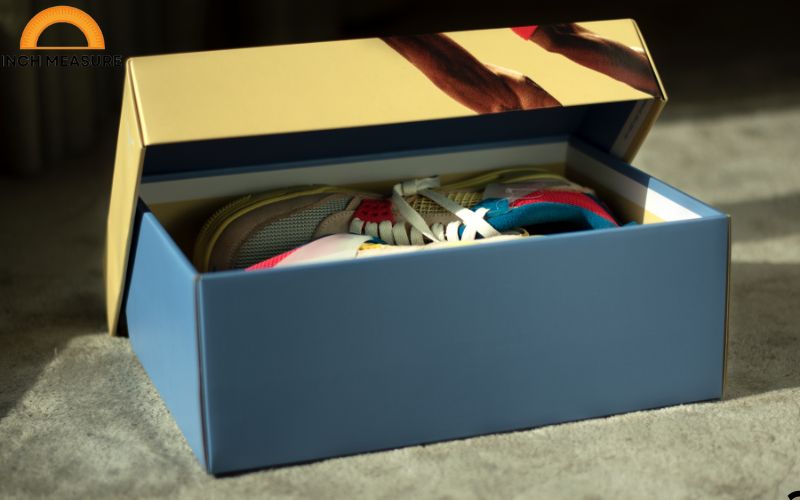 A standard shoebox for adult-sized shoes often measures around 30 cm in length.