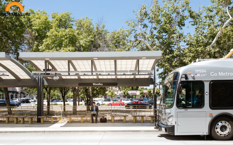 In many cities, bus stops are spaced about 400–600 meters apart. Walking from one stop to the next often approximates 500 meters, especially in urban areas with frequent stops.