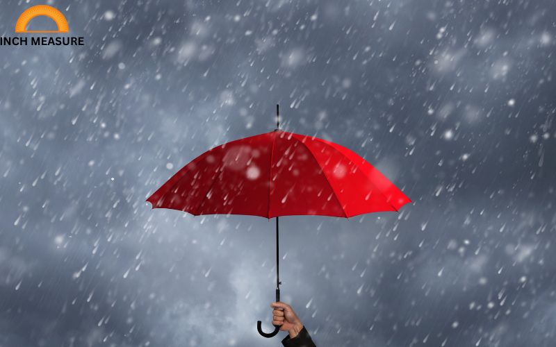 A compact umbrella, when closed, often measures around 20 inches in length, making it a convenient item for daily carry.